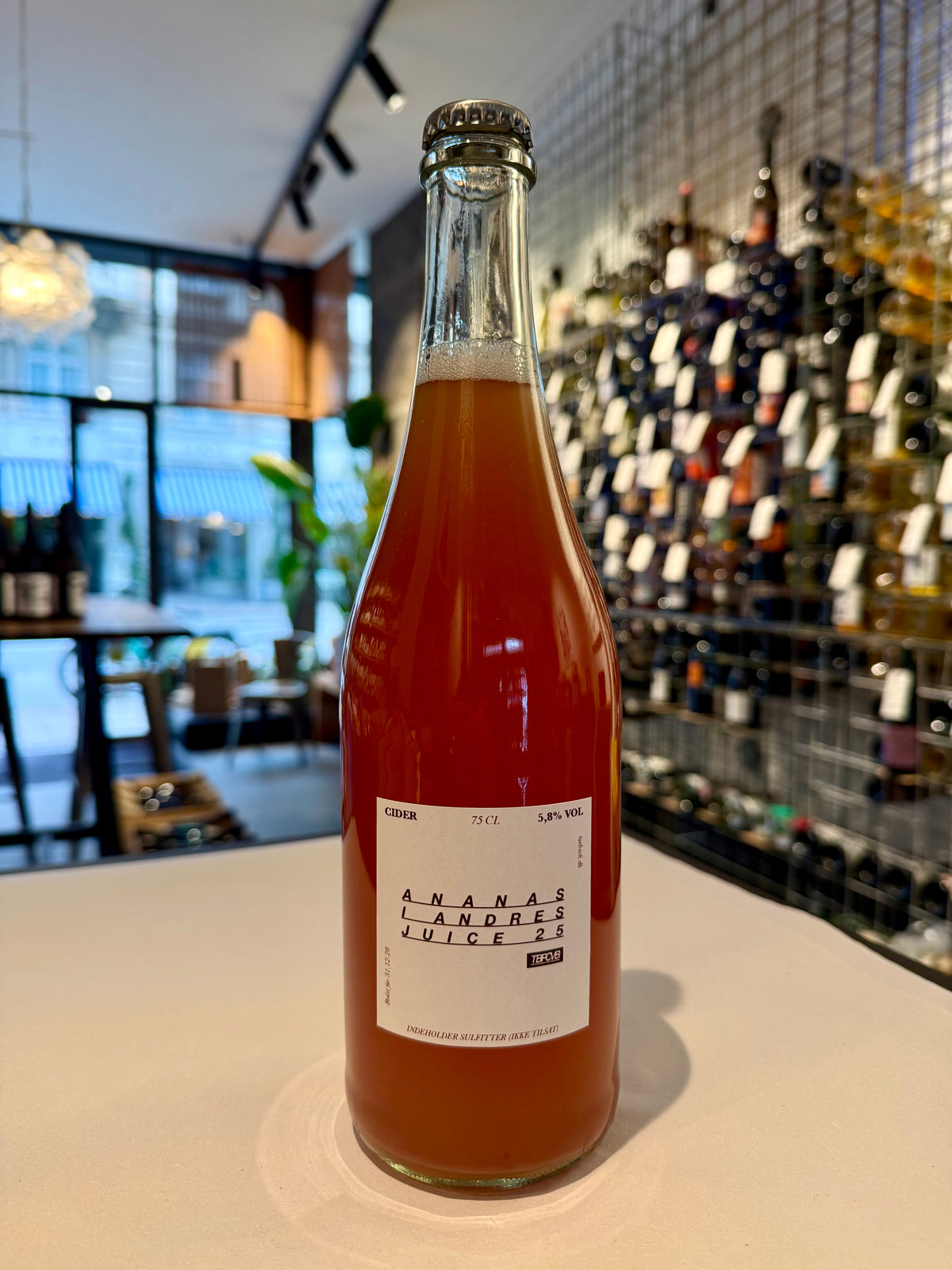 Ananas i andres juice 25